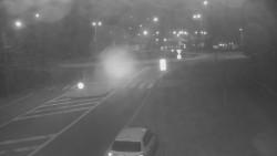 Křižovatka ulic Velká Dlážka a Polní