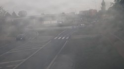 Křižovatka ulic Velká Dlážka a Polní