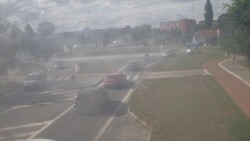 Křižovatka ulic Velká Dlážka a Polní