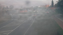 Křižovatka ulic Velká Dlážka a Polní