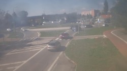 Křižovatka ulic Velká Dlážka a Polní