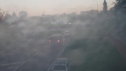 Křižovatka ulic Velká Dlážka a Polní