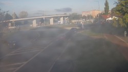 Křižovatka ulic Velká Dlážka a Polní