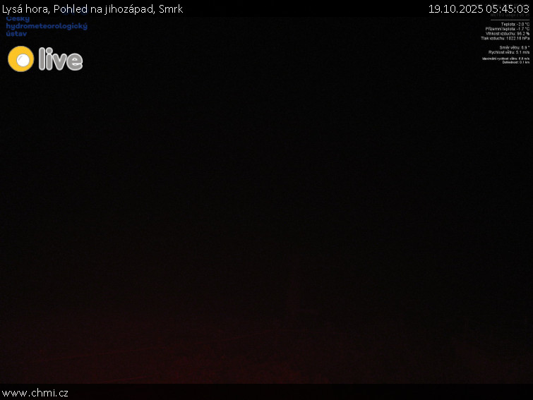 Lysá hora - Pohled na jihozápad, Smrk - 19.10.2025 v 05:45 Lysá hora - Pohled na jihozápad, Smrk - 19.10.2025 v 05:45