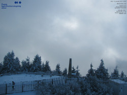 Pohled na jihozápad, Smrk