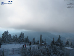 Pohled na jihozápad, Smrk