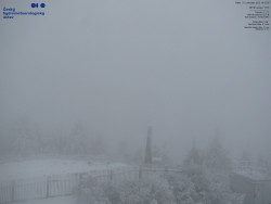 Pohled na jihozápad, Smrk