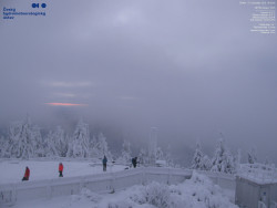 Pohled na jihozápad, Smrk