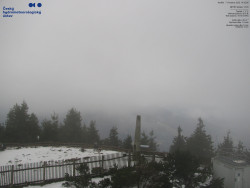 Pohled na jihozápad, Smrk