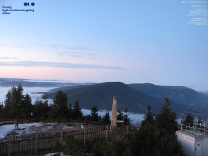 Lysá hora - Pohled na jihozápad, Smrk - 12.12.2025 v 07:15 Lysá hora - Pohled na jihozápad, Smrk - 12.12.2025 v 07:15