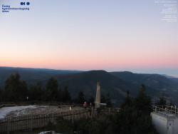 Pohled na jihozápad, Smrk