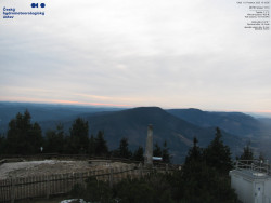 Pohled na jihozápad, Smrk