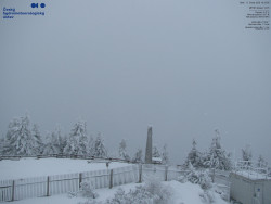 Pohled na jihozápad, Smrk