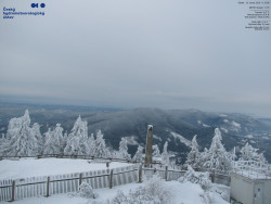 Pohled na jihozápad, Smrk