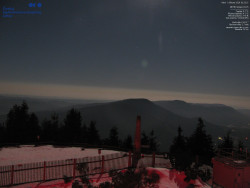 Pohled na jihozápad, Smrk