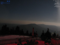 Pohled na jihozápad, Smrk