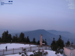 Pohled na jihozápad, Smrk