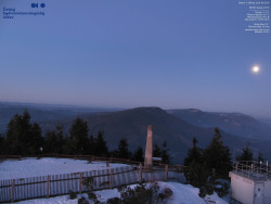 Pohled na jihozápad, Smrk