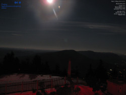 Pohled na jihozápad, Smrk