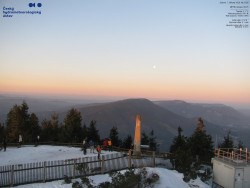 Pohled na jihozápad, Smrk