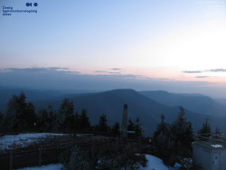 Pohled na jihozápad, Smrk