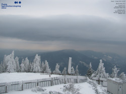 Pohled na jihozápad, Smrk