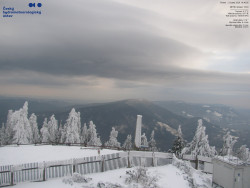 Pohled na jihozápad, Smrk