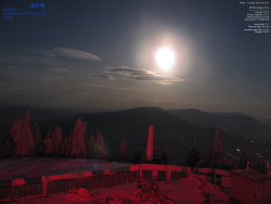 Pohled na jihozápad, Smrk