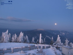 Pohled na jihozápad, Smrk