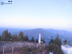 Pohled na jihozápad, Smrk