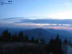 Pohled na jihozápad, Smrk