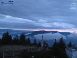 Pohled na jihozápad, Smrk
