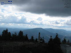 Pohled na jihozápad, Smrk