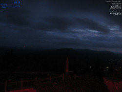 Pohled na jihozápad, Smrk