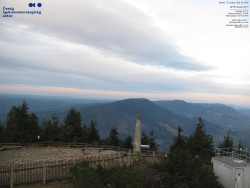 Pohled na jihozápad, Smrk