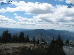 Pohled na jihozápad, Smrk