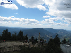 Pohled na jihozápad, Smrk