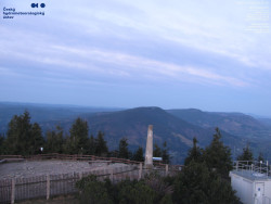 Pohled na jihozápad, Smrk