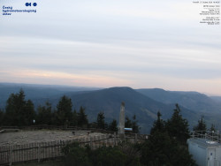 Pohled na jihozápad, Smrk