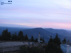 Pohled na jihozápad, Smrk