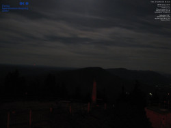 Pohled na jihozápad, Smrk