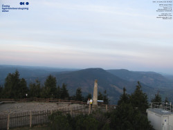 Pohled na jihozápad, Smrk