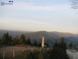 Pohled na jihozápad, Smrk