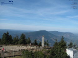 Pohled na jihozápad, Smrk