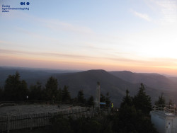 Pohled na jihozápad, Smrk