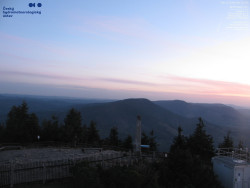 Pohled na jihozápad, Smrk