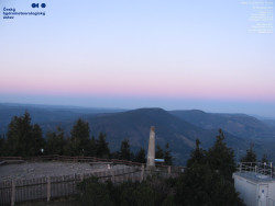 Pohled na jihozápad, Smrk