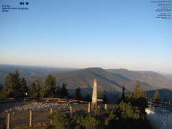 Pohled na jihozápad, Smrk