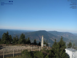 Pohled na jihozápad, Smrk