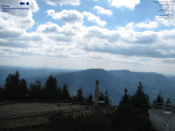 Pohled na jihozápad, Smrk